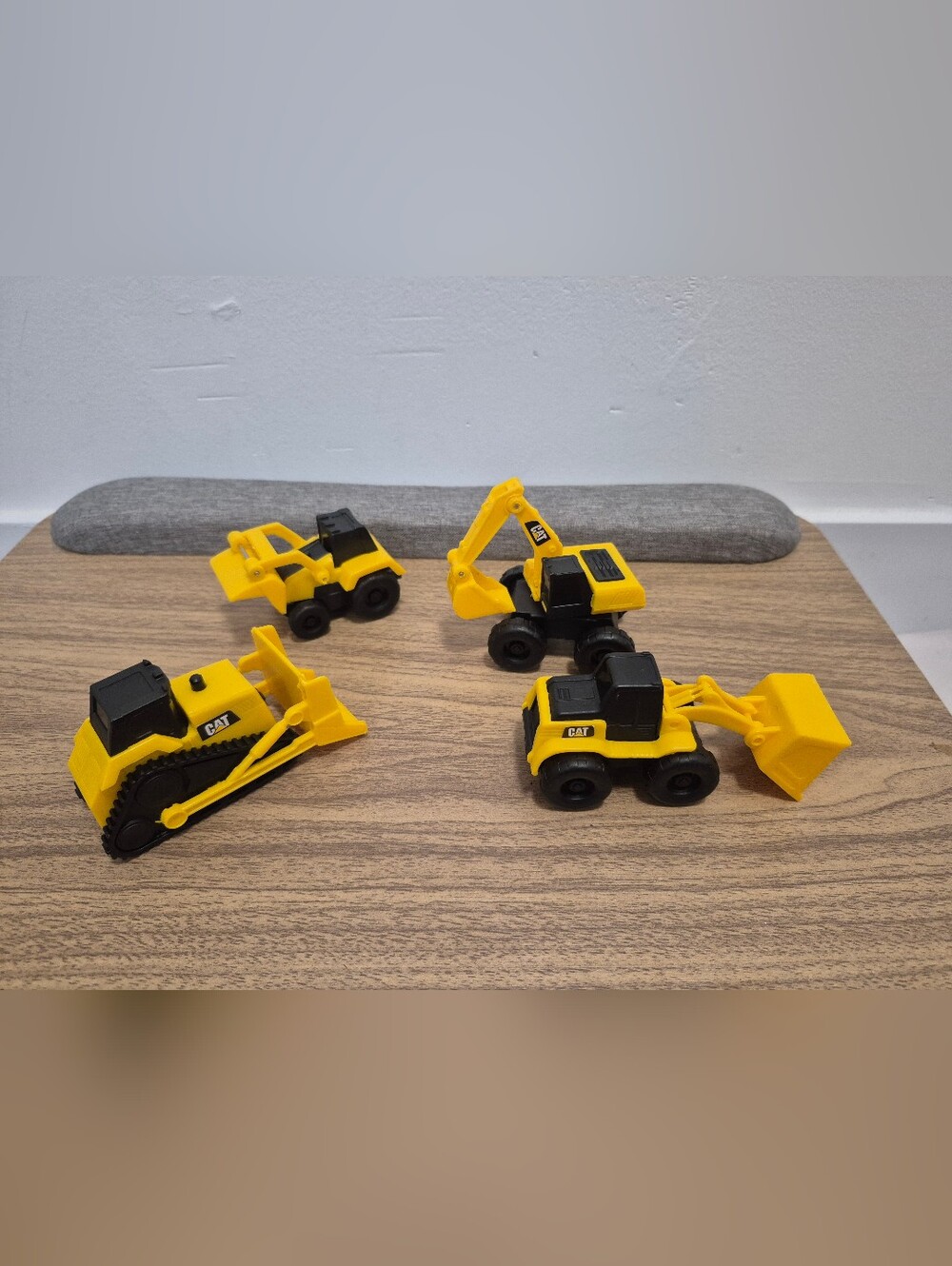 *5 for $25* 4 X CAT Construction Minis